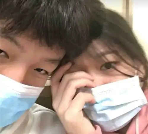  ins学院风情侣头像