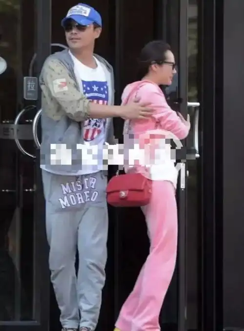 李纯与陈思诚昔日亲密照流出,事业刚有起色,就有人来搞她了