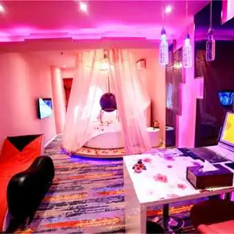  携程酒店天地情情侣情趣主题酒店大明宫钟楼店预订天地情情侣情趣主题酒店大明宫钟楼店价格点评电话地址查询