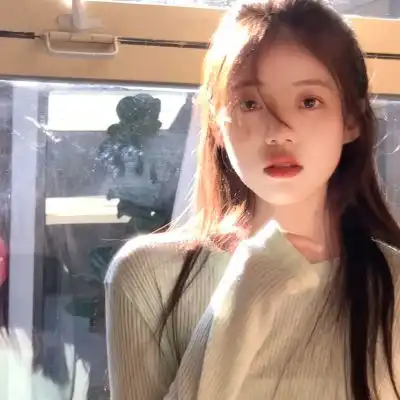  女生头像真人稀有ins风格图片