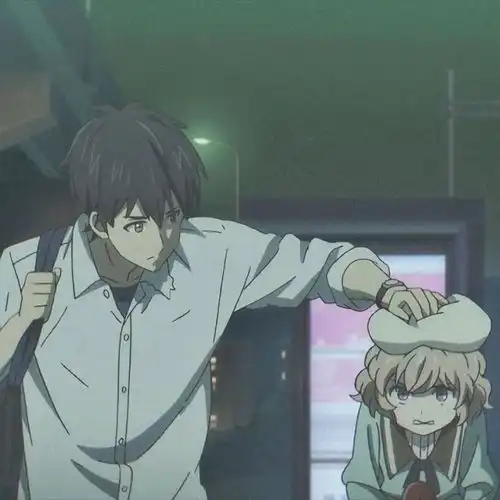  动漫情侣头像偷走你的影子