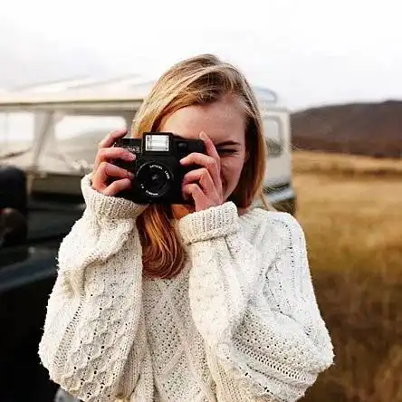  袜子有破洞不要扔,教你一招,旧袜子变得和新的一样