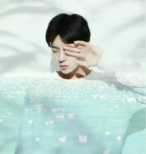  微信头像丨情侣头像,女生头像1230