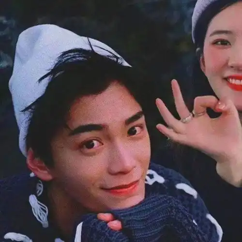  12.16港风优质情侣头像