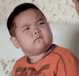  乡村爱情谢腾飞长大了,13岁的他带着眼镜文质彬彬,貌似缺乏精气神