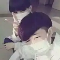  情侣头像合影男的带口罩