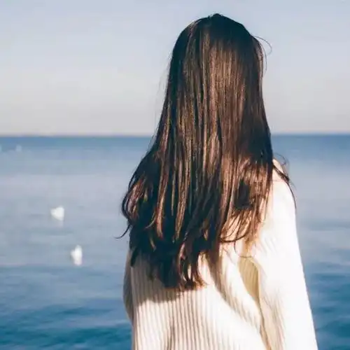  你终会看到,那个安暖你一生的人正在向你徐徐走来