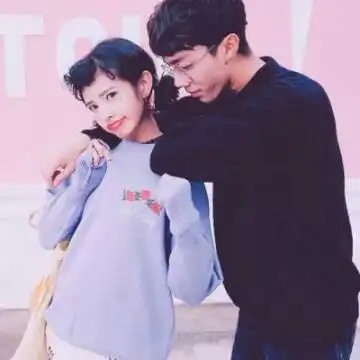  雨曦青春有活力情侣头像两人在qq情侣头像我要个性网