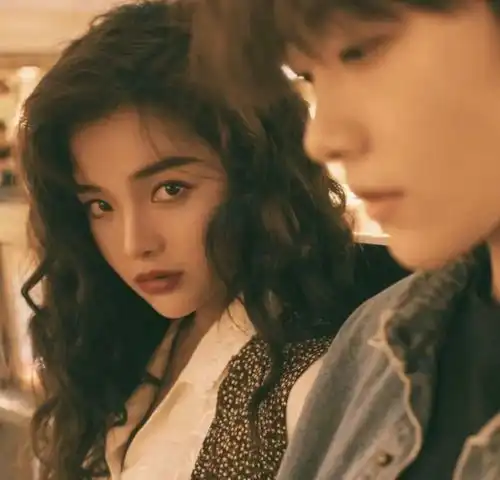  ins港风情侣头像