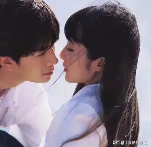  再婚妻子病逝后,继子对我说叔叔,幸福是一把有对家的牌