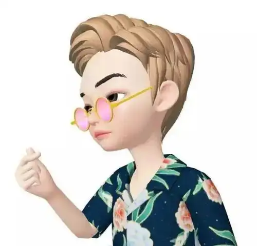  情侣头像,打游戏时碰到声音很好听的男生是什么体验