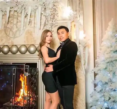  河北小伙逆袭路高考320分却建3000平豪宅,娶乌克兰美女