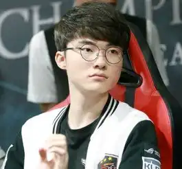  lol3位连续两年参加全球总决赛的选手,一位获得冠军,两位遗憾离场