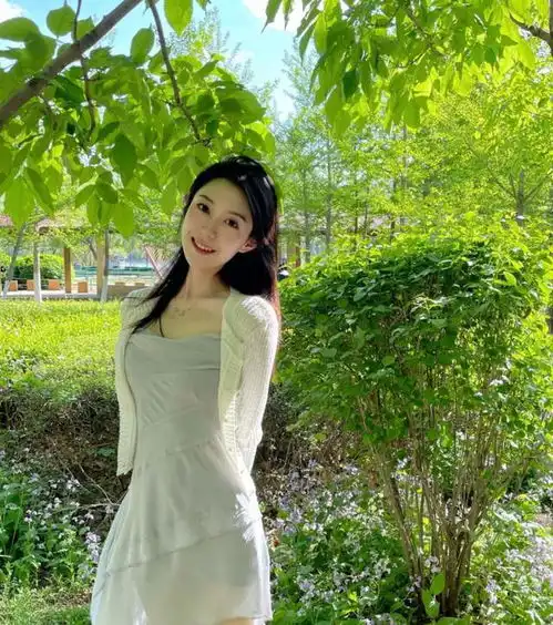  辽篮三杰感情现状金金女友未毕业,继伟已婚,艾伦前女友颜值高