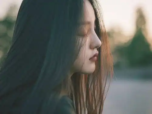 爱一个人不能太满,这三个星座记住