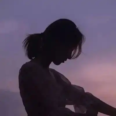  2022年情侣头像情侣头像影子一男一女