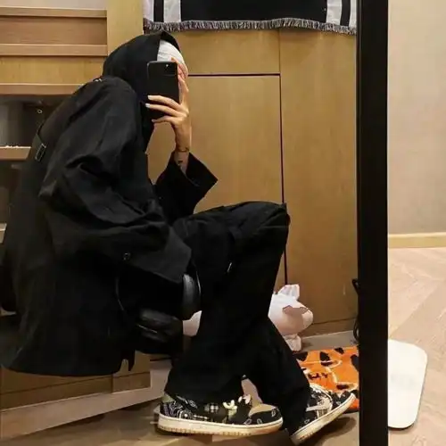  帅哥才能刷到的头像