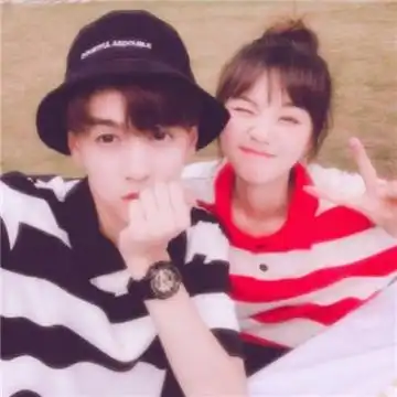  非主流小清新情侣头像2019最新深爱就戒不掉那才叫做爱情