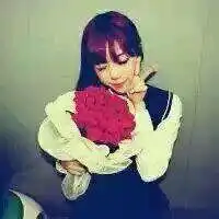  捧花遮脸男生帅哥微信头像微信头像图片大全