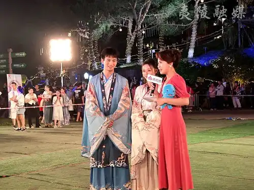  来这里向幸福出发