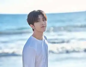  潘长江不认识蔡徐坤遭骂蔡徐坤本尊回应被点赞,优质偶像代表