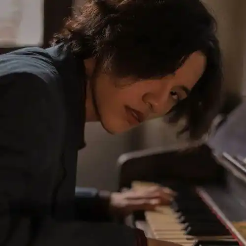  文艺男生头像港风滤镜脱俗清新男生头像