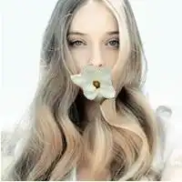  请务必帮我把这张图片的另一张情侣头像找到谢谢,