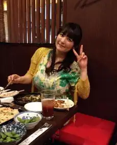  日写真女星曾表演胸夹麦克风因摇晃太痛要减肥