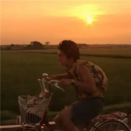  两张配对的情侣头像送给喜欢使用单张的情侣专用