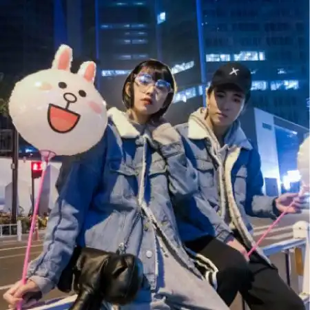  时尚情侣头像一对两张双人一人一张