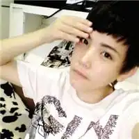  这个男生是网络红人请问他的名字和资料谁可以告诉我吗谢谢