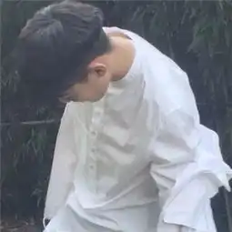  男生头像你站在桥上看风景,看风景人在楼上看你