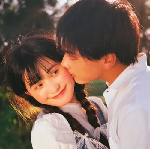  男生放弃尊严来爱你,才会脱口而出这5个字,中一条就赶紧扯证