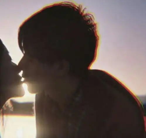  蠢到家的女生,才喜欢跟男生聊这3话题,难怪你脱不了单