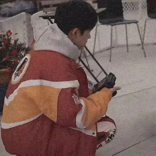  不明显的情侣头像