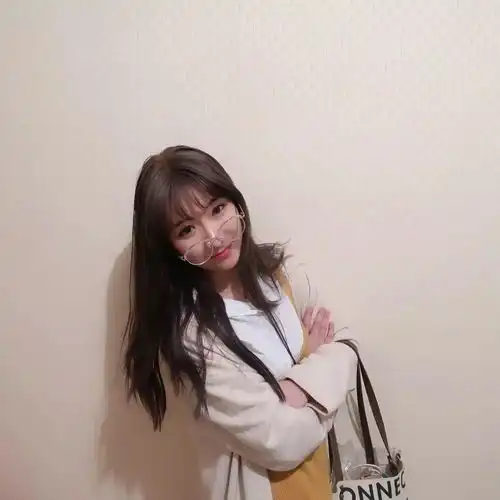  校园里的那些元气美少女,这颜值你们感受下