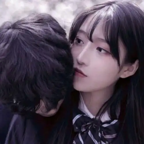  恭喜丫头,男生很介意3件事情,摆明认定你是他的女朋友