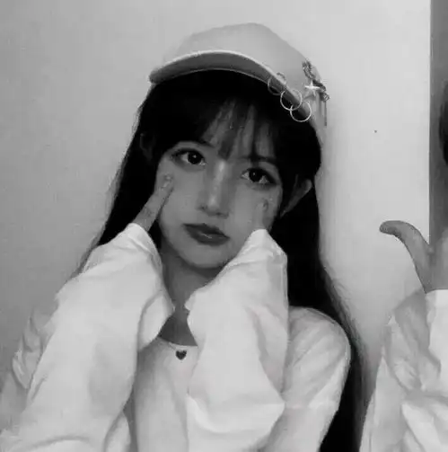  情头霸气黑色真人情侣头像