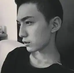  帮忙找情侣头像中的女头好么,谢谢