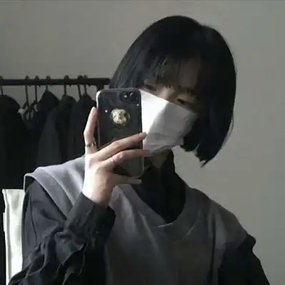  精选女头对镜自拍那些让你崩溃女生头像我要个性网