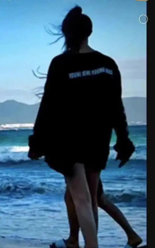  黄子韬否认恋情一个个幻想症再被扒跟徐艺洋游戏中是情侣