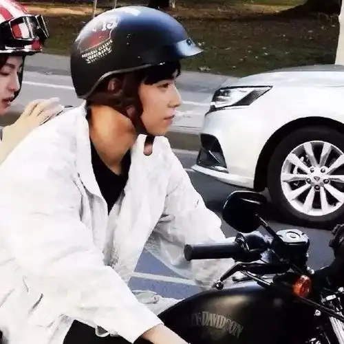  头像四时平安,万物可爱