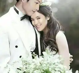  宋慧乔与宋仲基订婚36岁又怎样有价值的女人从来不愁嫁