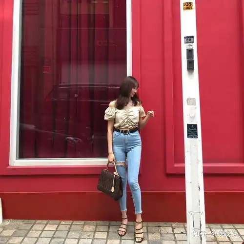  女生腿长是什么感觉