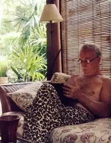  那些走在时尚前沿的爸爸们,谁还不是小公举咋地