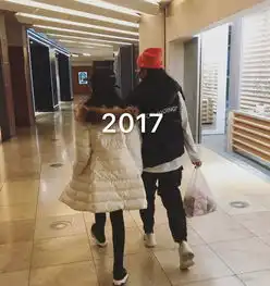 组图李嫣晒与闺蜜四年以来合照身材纤细从小就有时尚范