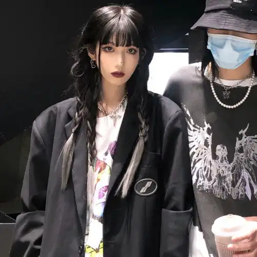  情侣头像熬过异地就是一辈子