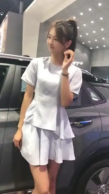  第一次看见苏宁心情特别的激动,真人比视频上漂亮多了,根本不能比较