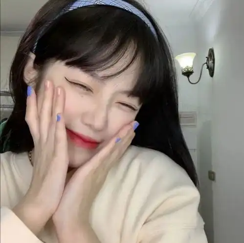  适合情人节发的大众文案.