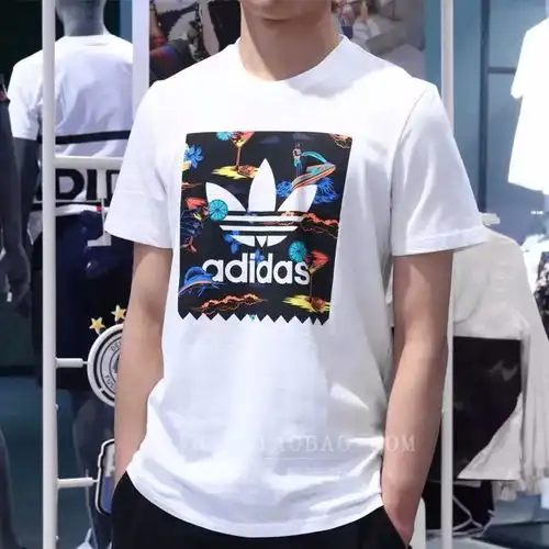  这个时间推t恤,不是我傻了,就是他炸了18ss7月上架设计师经典情侣款t恤